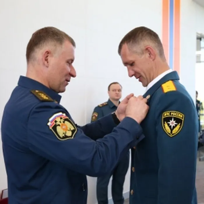 Медалью «За отвагу на пожаре» награждён помощник начальника караула 13 отряда Федеральной противопожарной службы Евгений Шилякин 